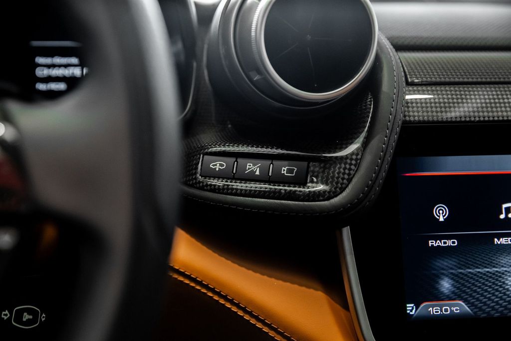 Ferrari GTC4Lusso 2021