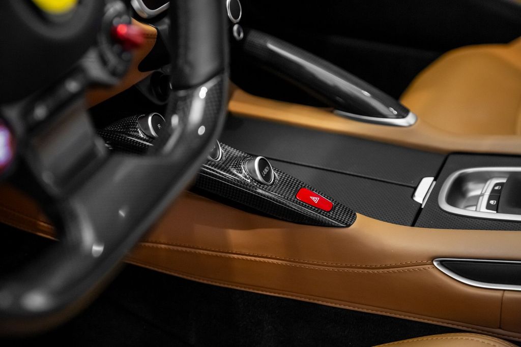 Ferrari GTC4Lusso 2021