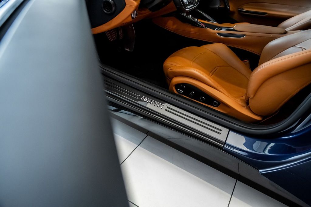 Ferrari GTC4Lusso 2021