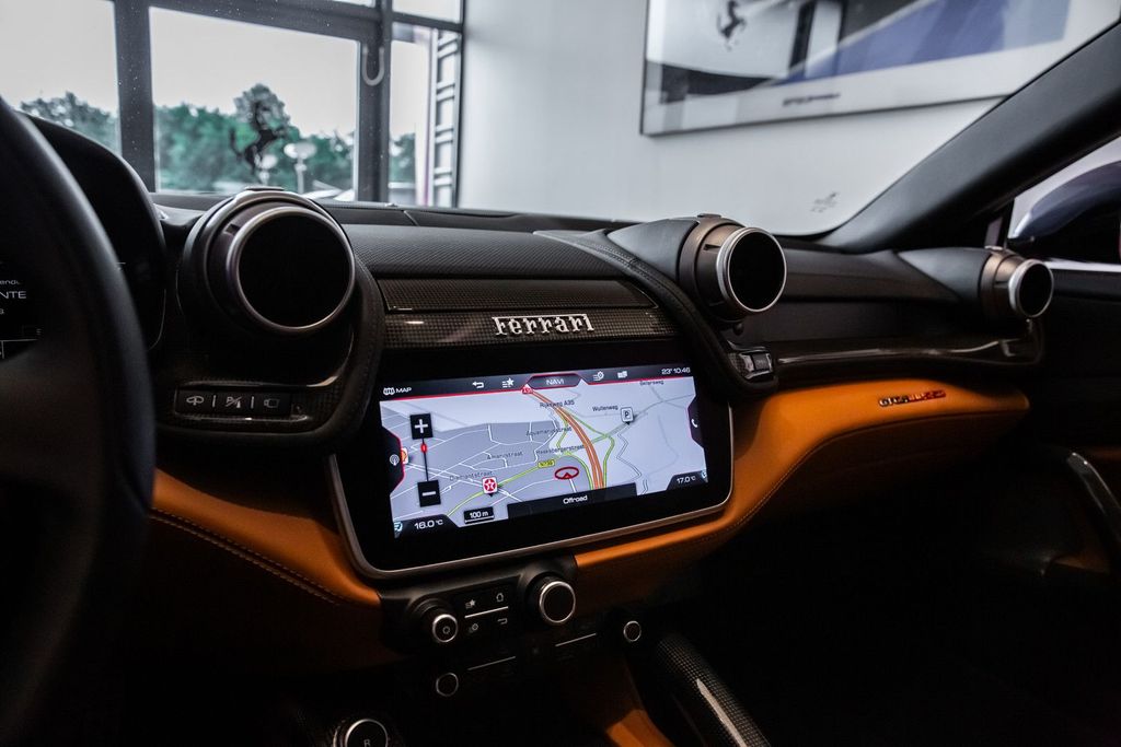 Ferrari GTC4Lusso 2021