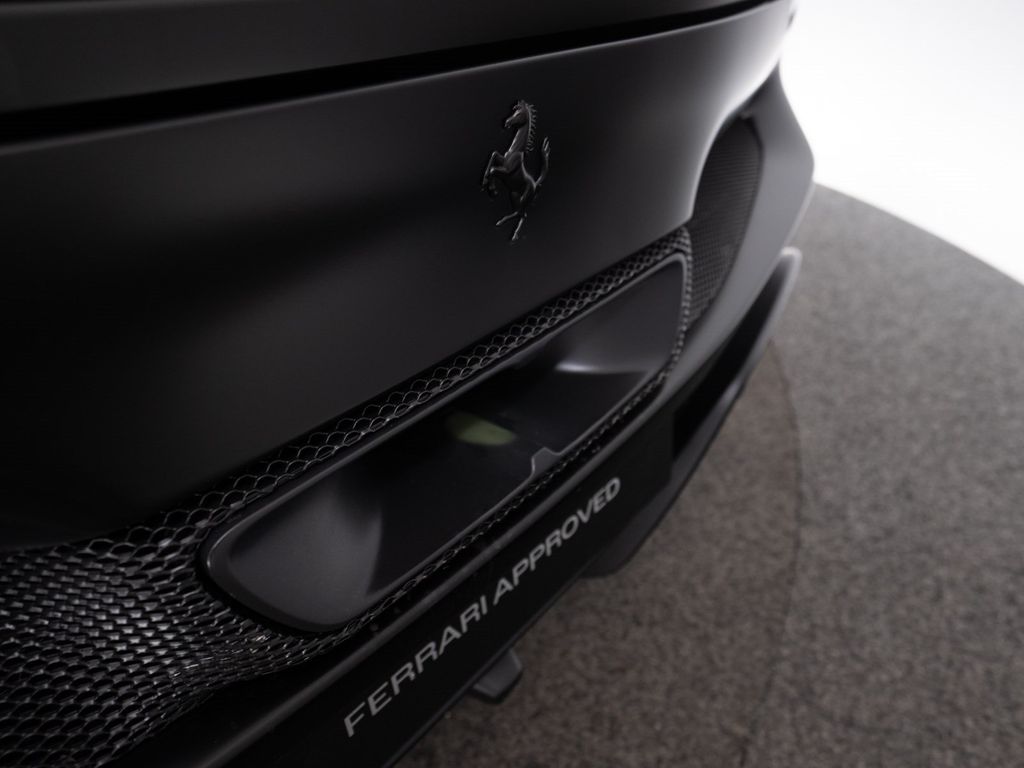 Ferrari 296 GTS 2025