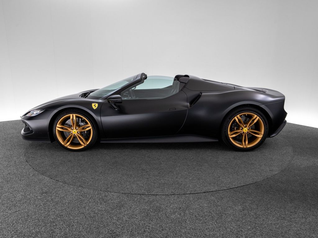 Ferrari 296 GTS 2025