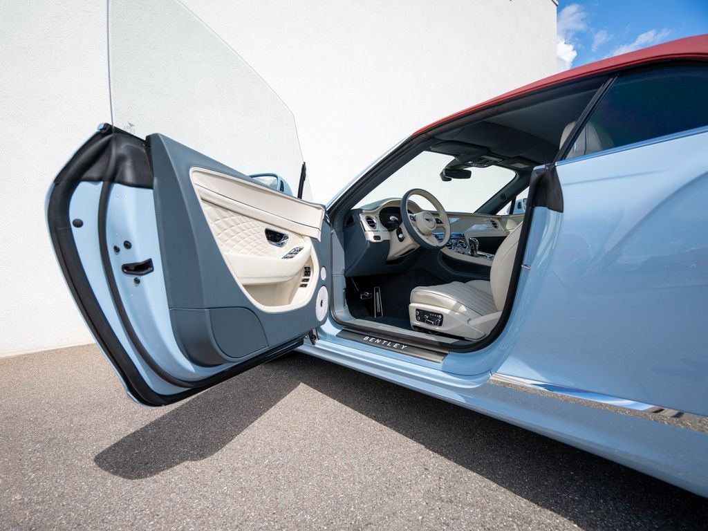 Bentley Continental GTC