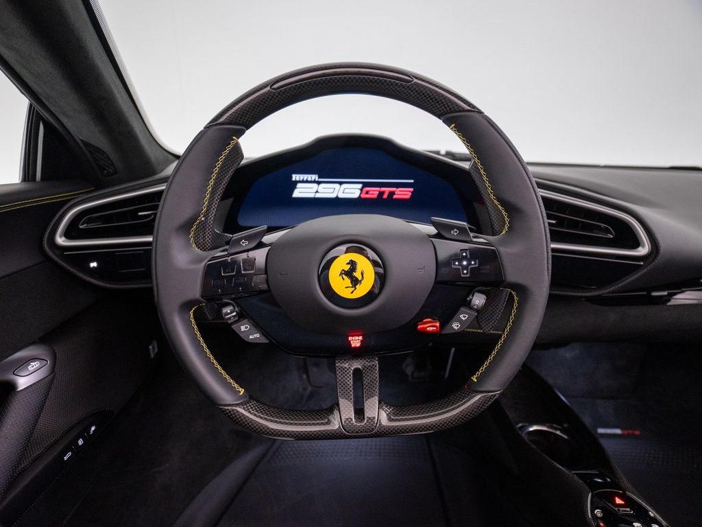 Ferrari 296 GTS 2025
