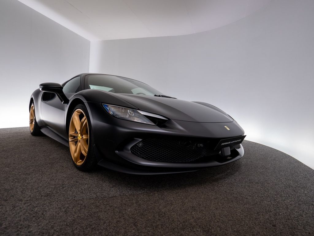 Ferrari 296 GTS 2025