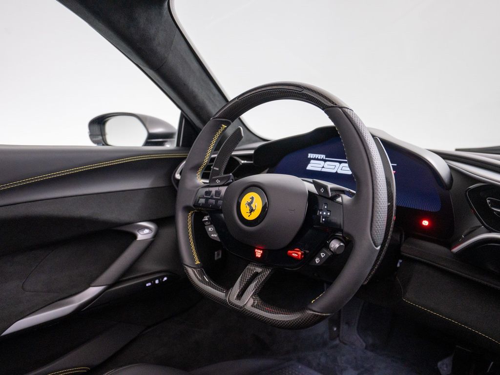 Ferrari 296 GTS 2025