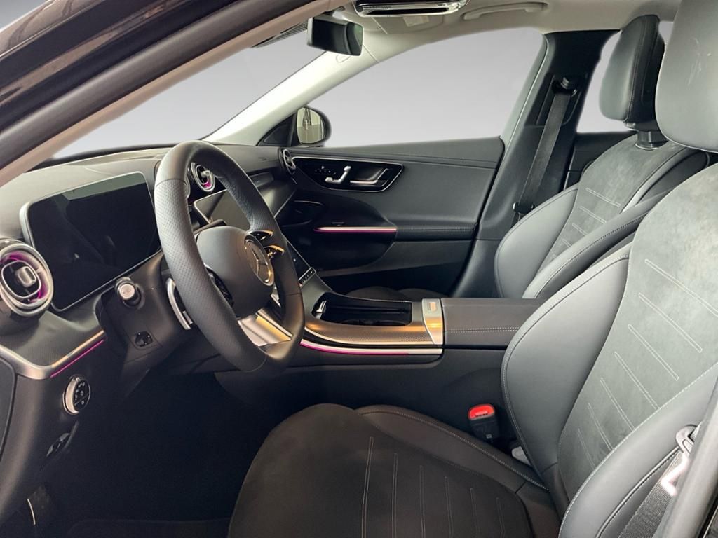 Mercedes-Benz C 300 2025