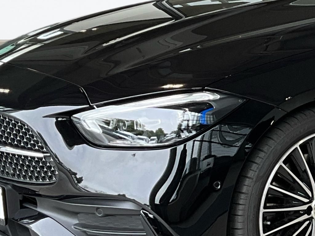 Mercedes-Benz C 300 2025