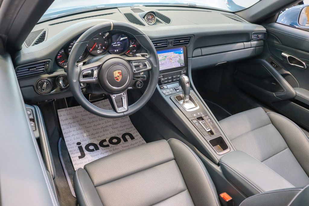 Porsche 911 2017