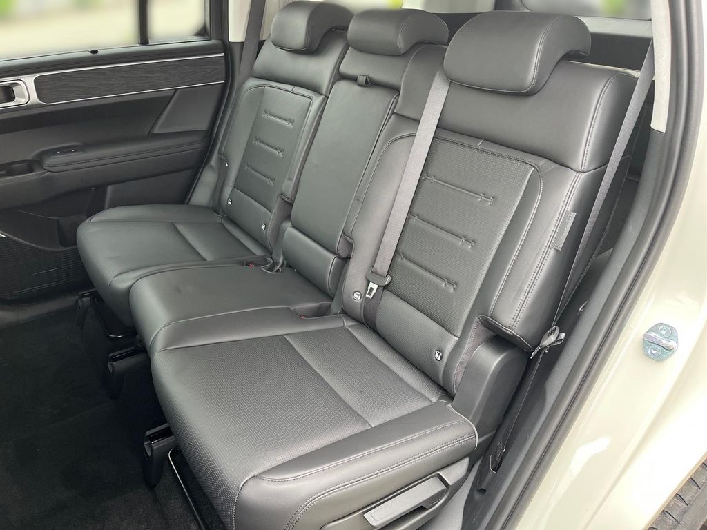 Hyundai SANTA FE 2025