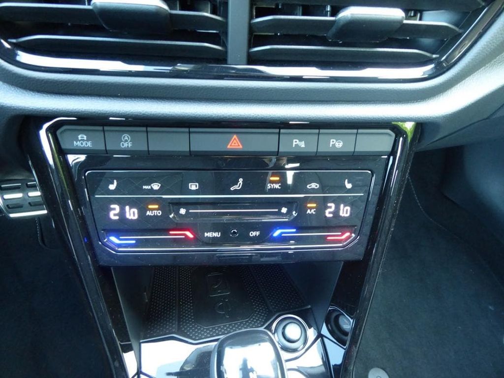 Volkswagen T-Roc 2025