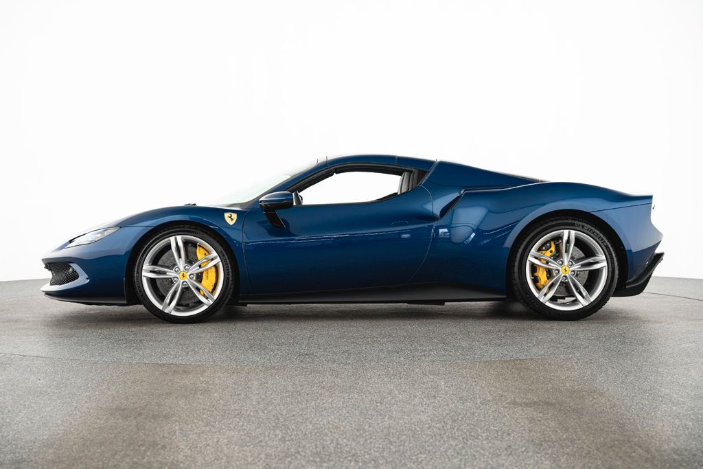 Ferrari 296 GTS 2025