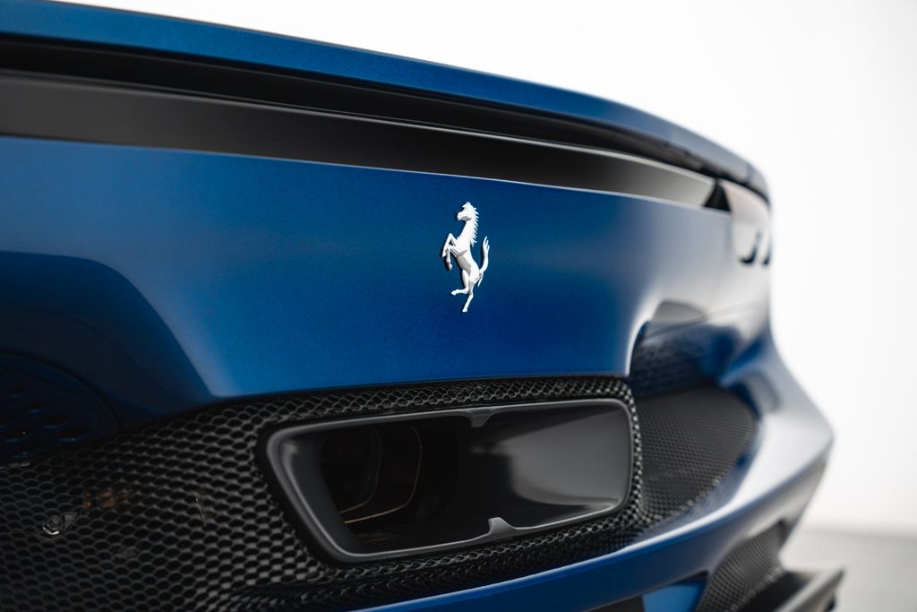 Ferrari 296 GTS 2025