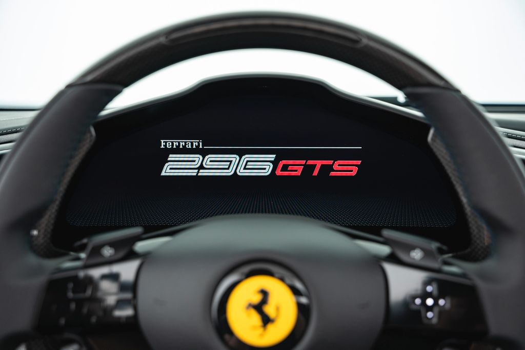 Ferrari 296 GTS 2025