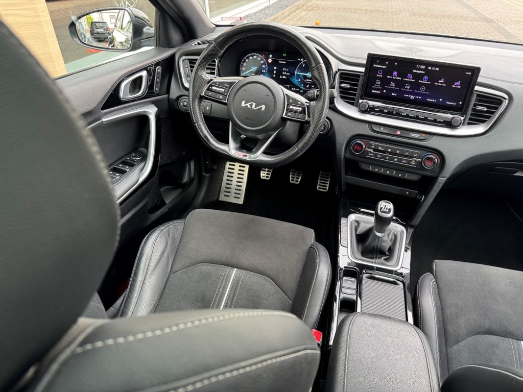 Kia cee'd / Ceed 2022
