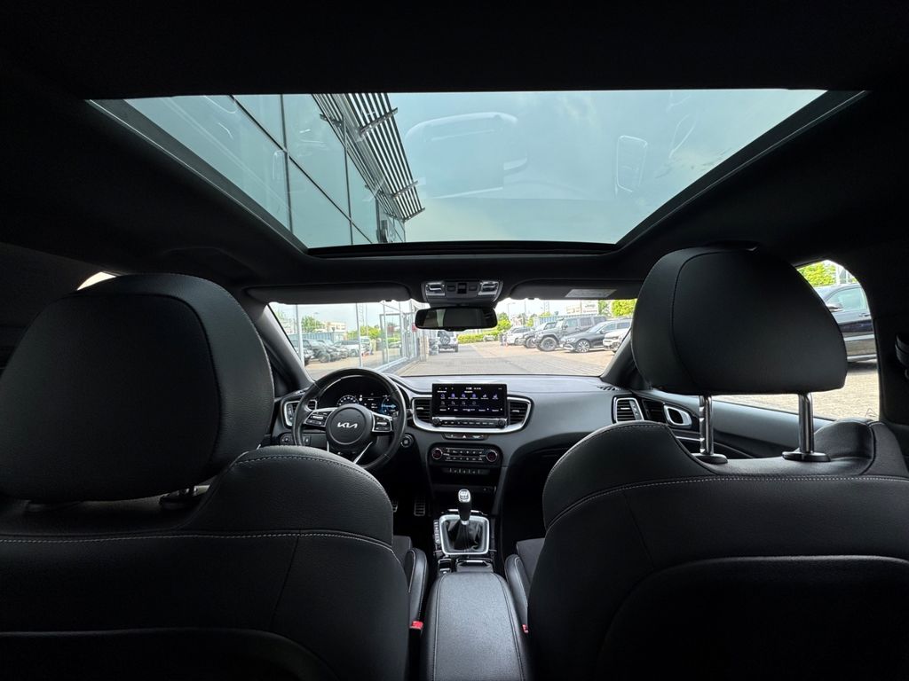 Kia cee'd / Ceed 2022