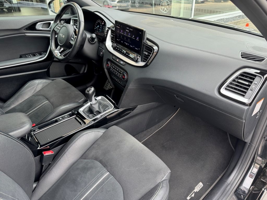 Kia cee'd / Ceed 2022