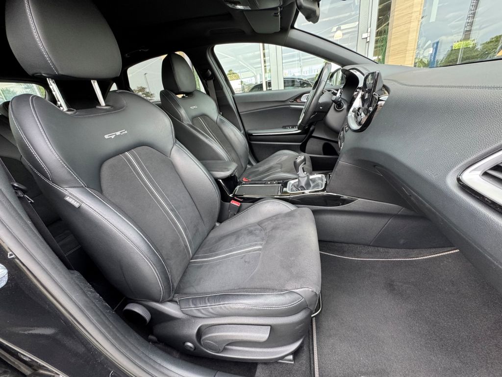 Kia cee'd / Ceed 2022