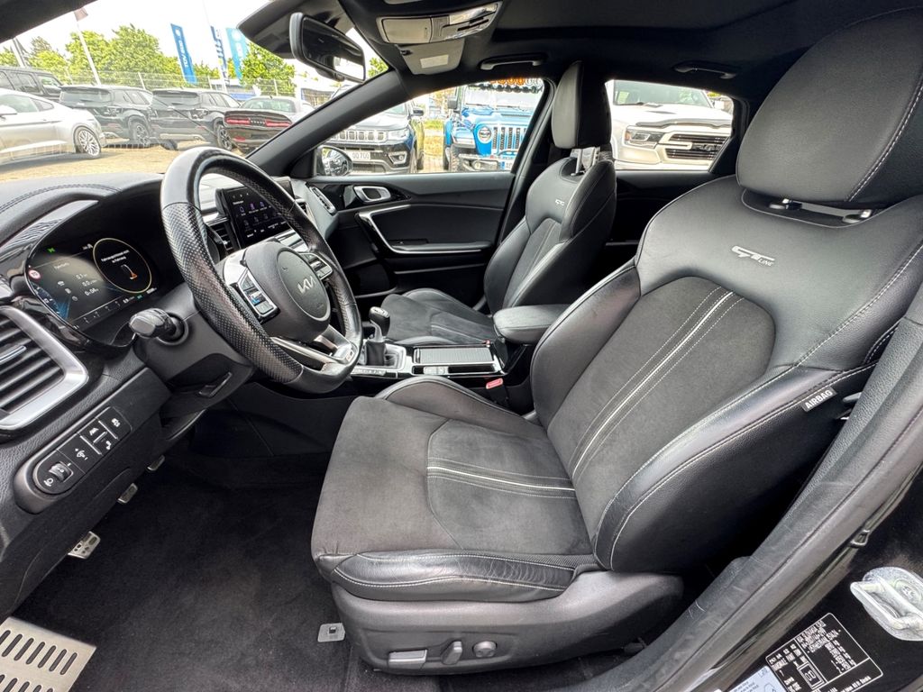 Kia cee'd / Ceed 2022