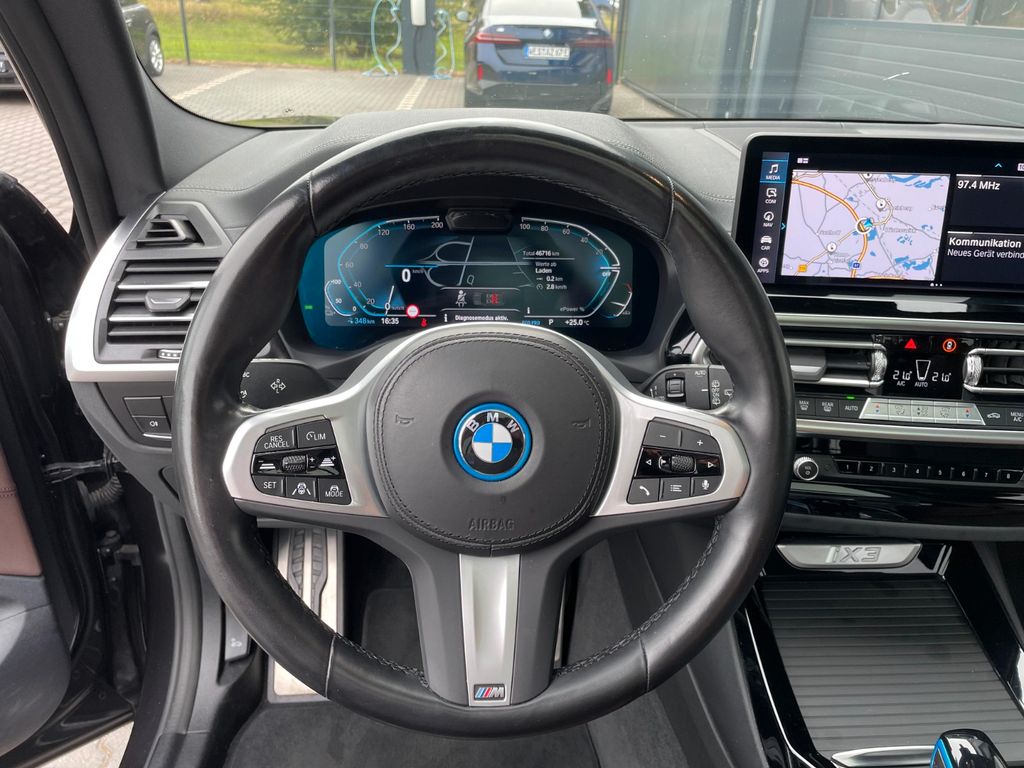 BMW iX3 2023
