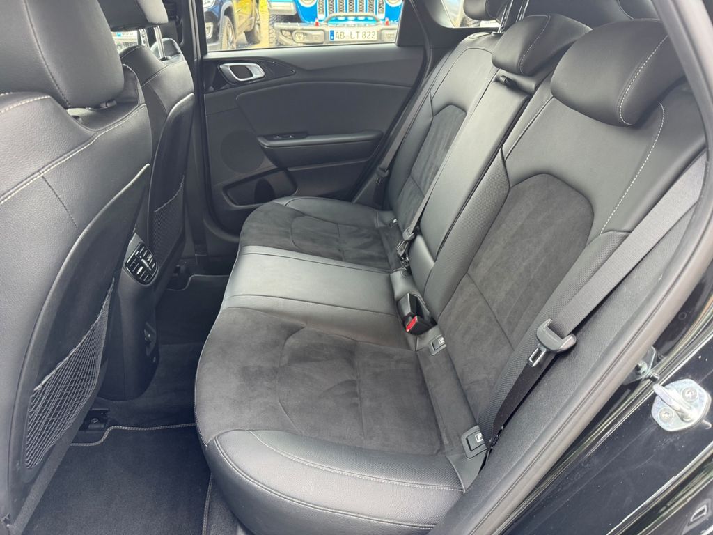 Kia cee'd / Ceed 2022