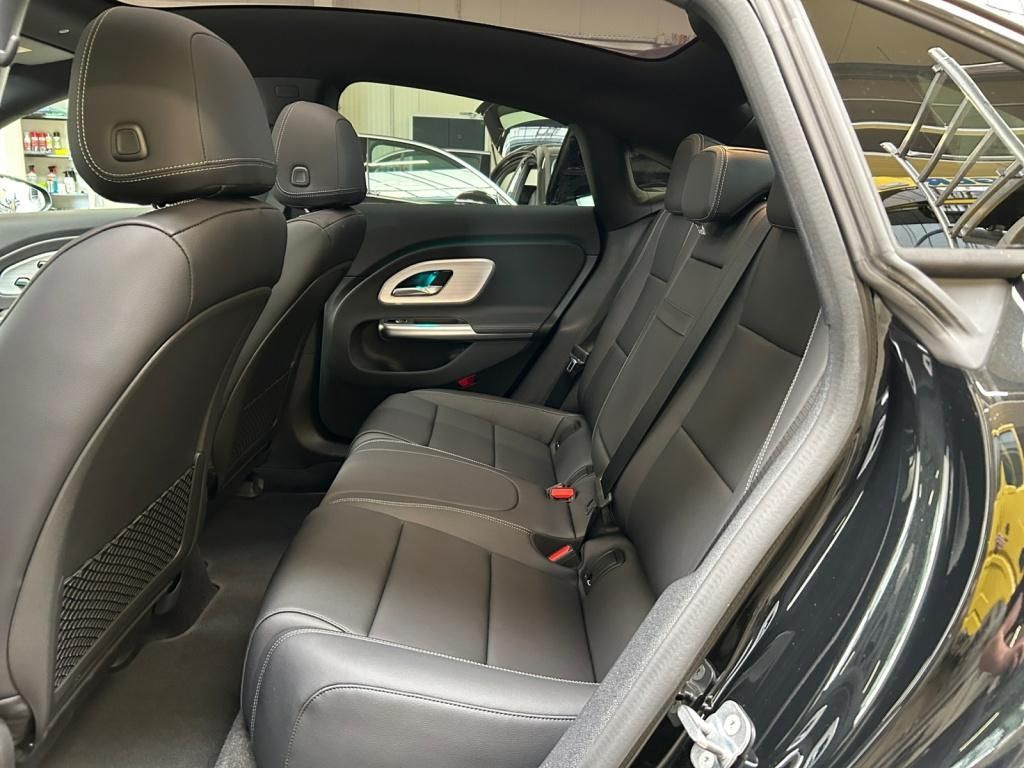 Mercedes-Benz CLA 250 2025