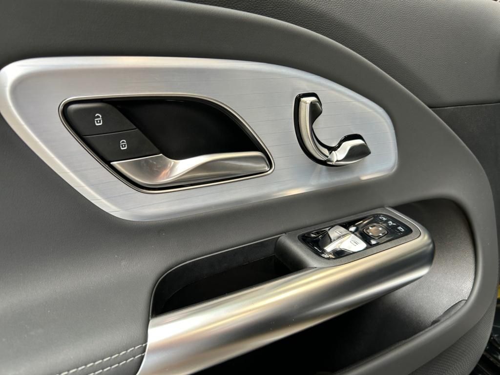 Mercedes-Benz CLA 250 2025