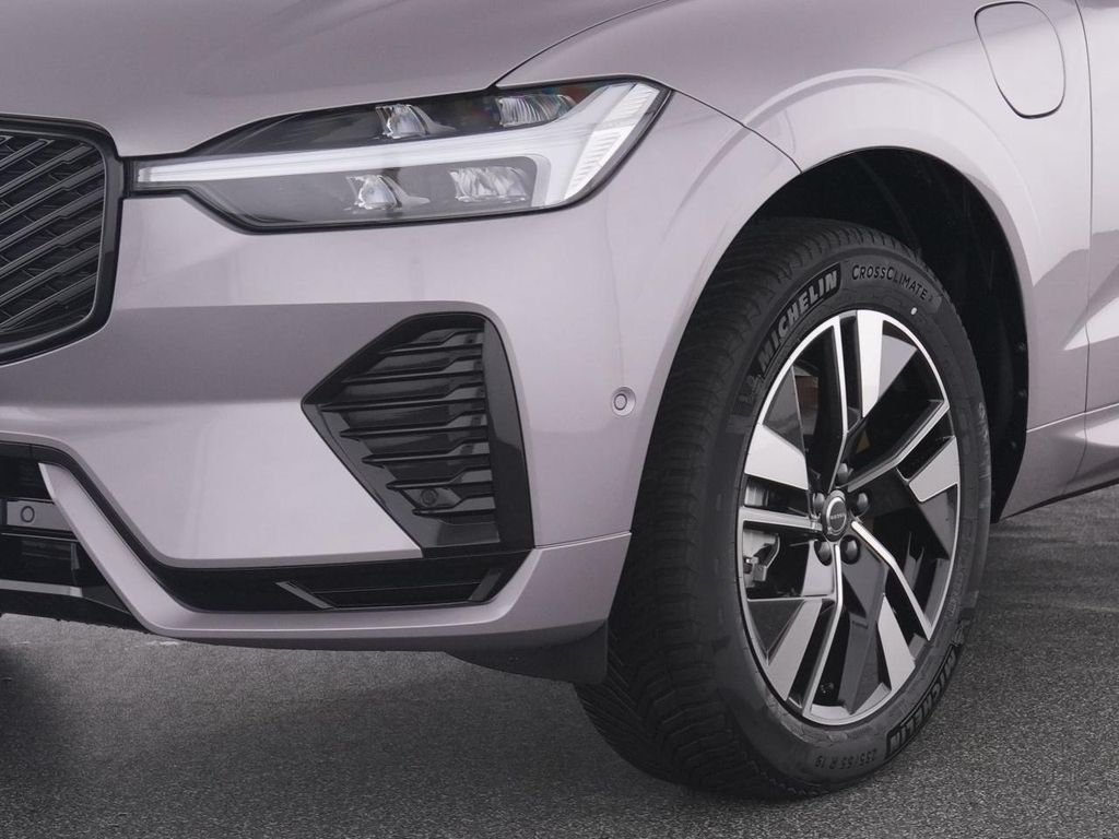 Volvo XC60 2025