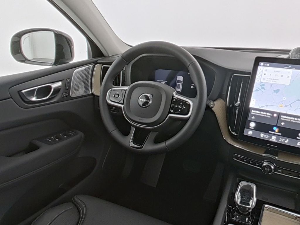Volvo XC60 2025