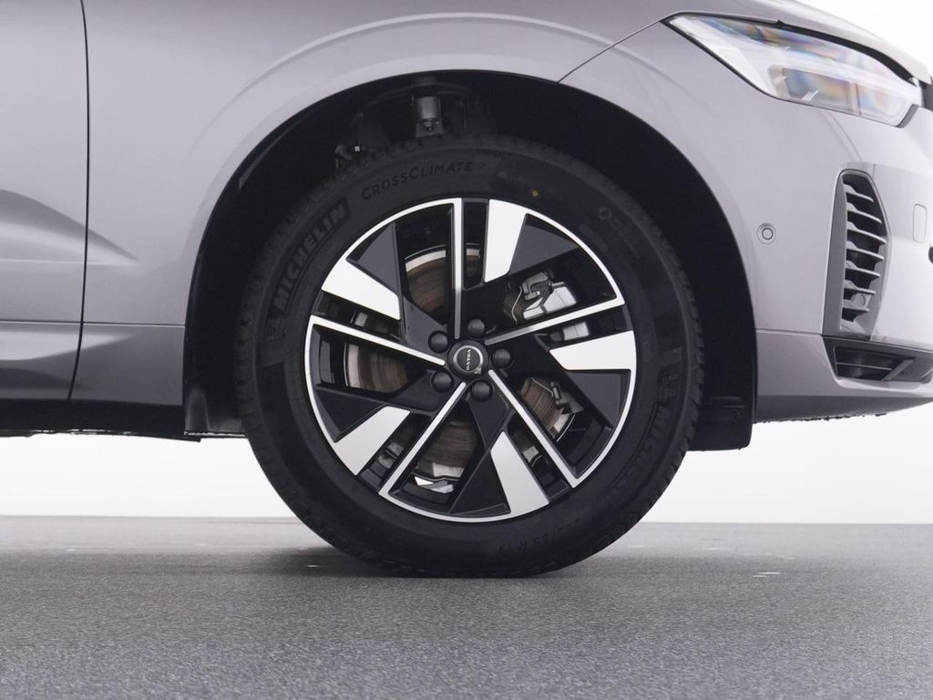 Volvo XC60 2025