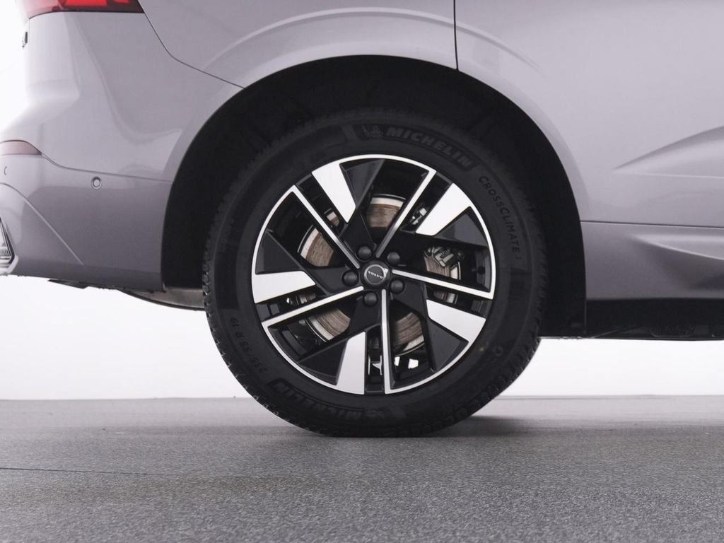 Volvo XC60 2025