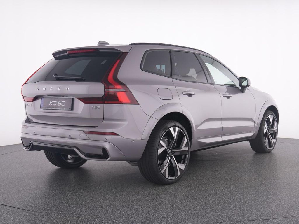 Volvo XC60 2025
