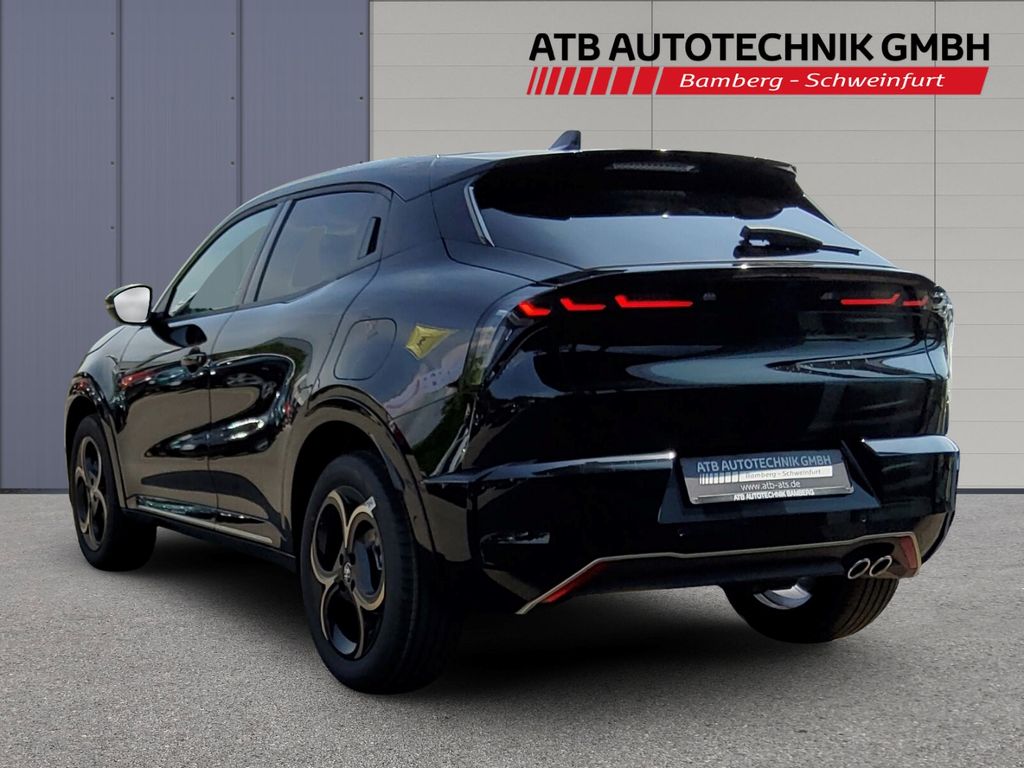 Alfa Romeo Junior 2025