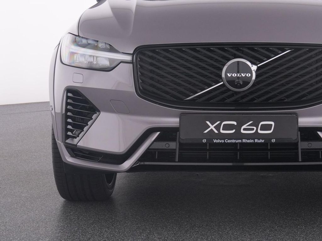 Volvo XC60 2025