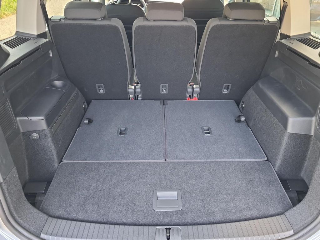 Volkswagen Touran 2025