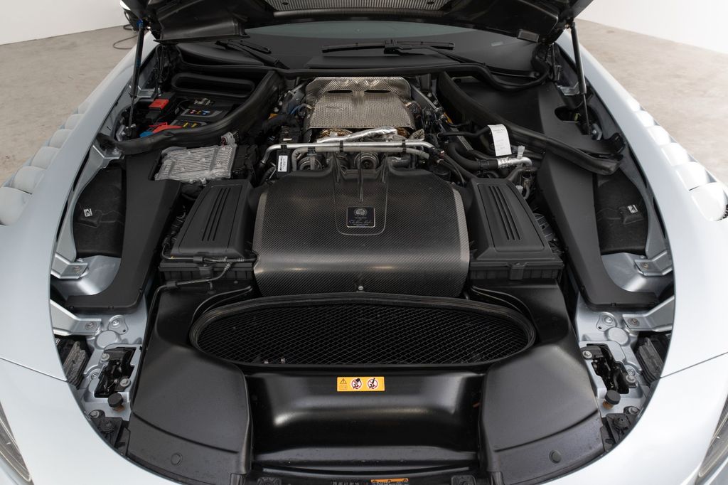 Mercedes-Benz AMG GT 2021