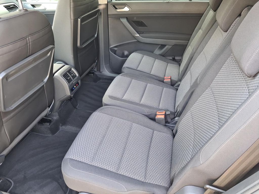 Volkswagen Touran 2025