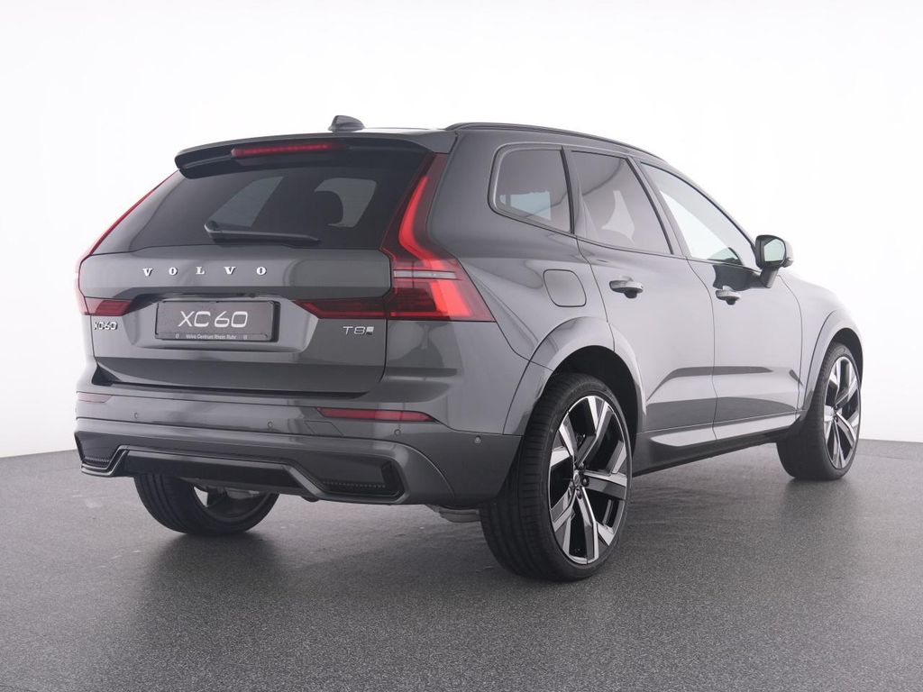 Volvo XC60 2025