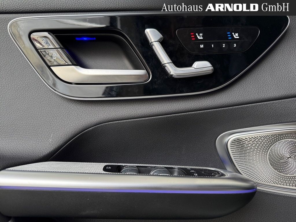 Mercedes-Benz GLC 300 2023