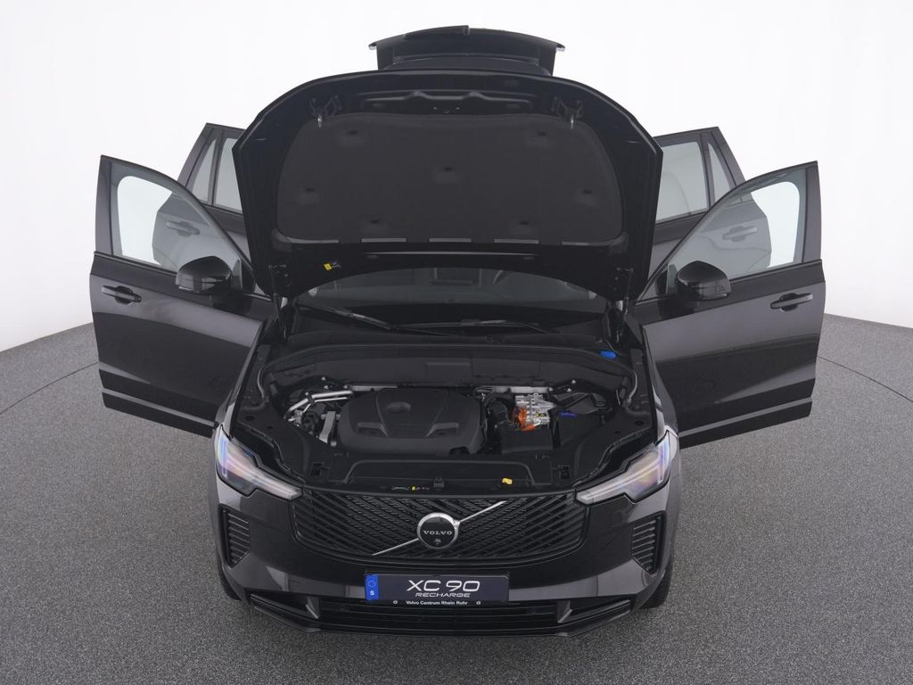 Volvo XC90 2025