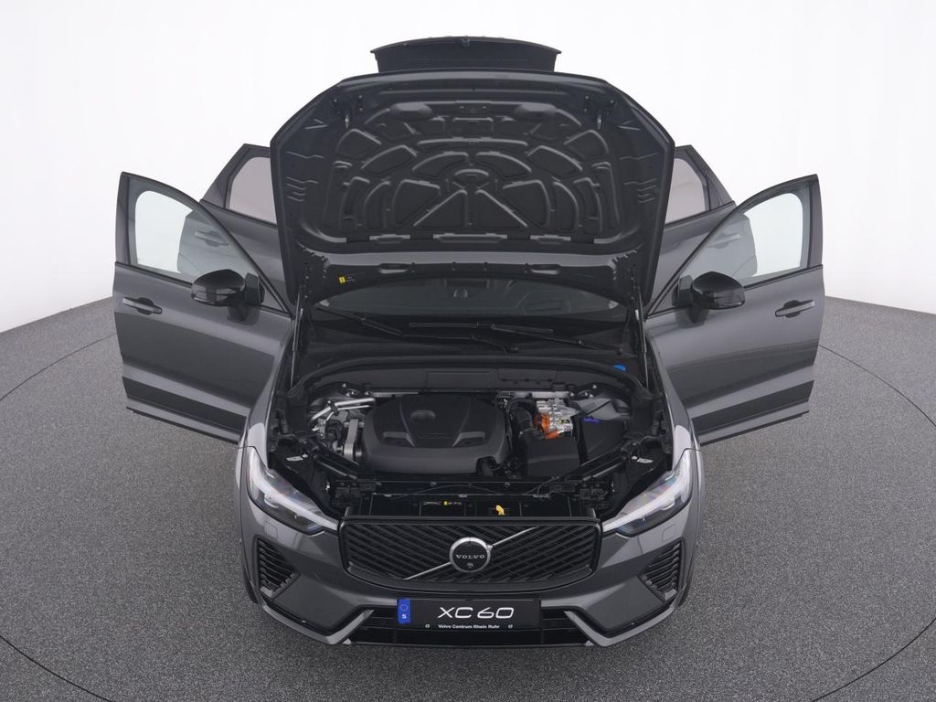 Volvo XC60 2025