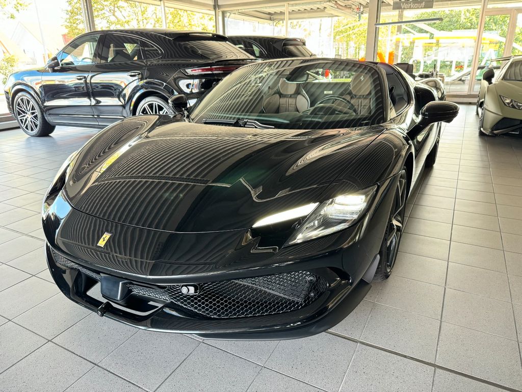 Ferrari 296 GTS 2024