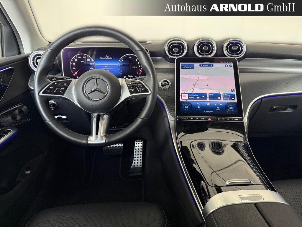 Mercedes-Benz GLC 300 2023