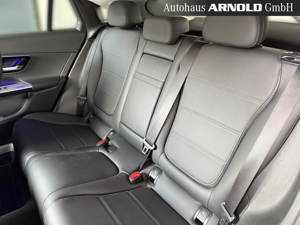 Mercedes-Benz GLC 300 2023