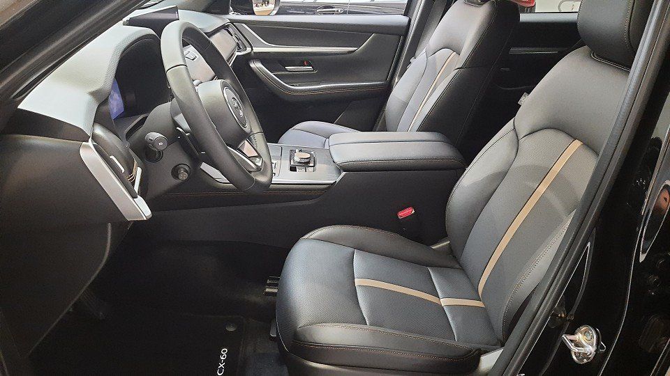 Mazda CX-60 2025
