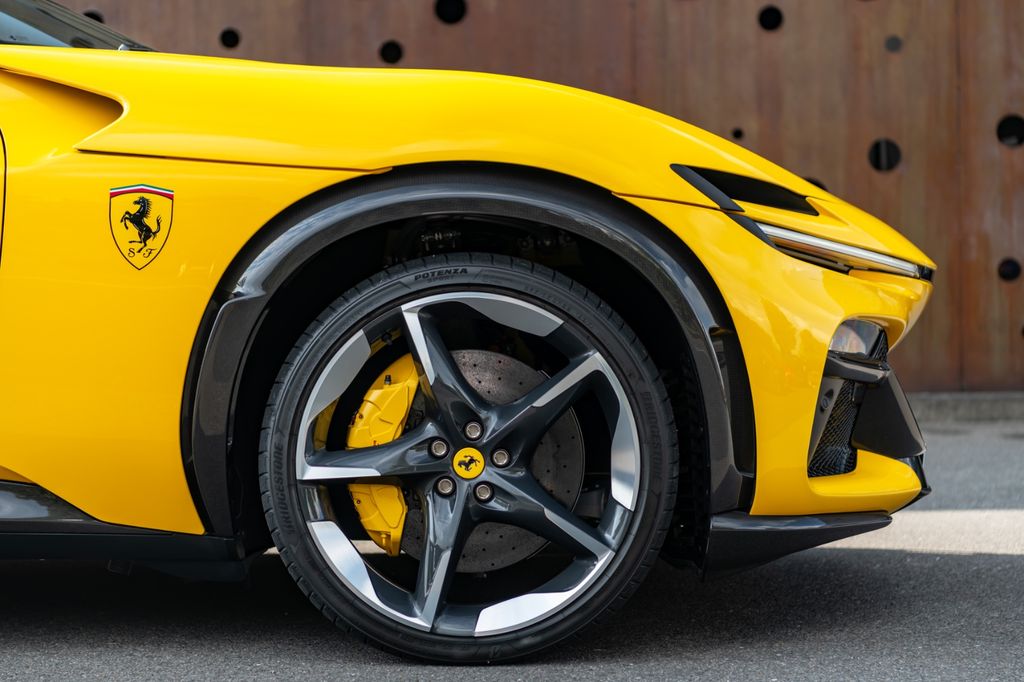 Ferrari Purosangue 2025