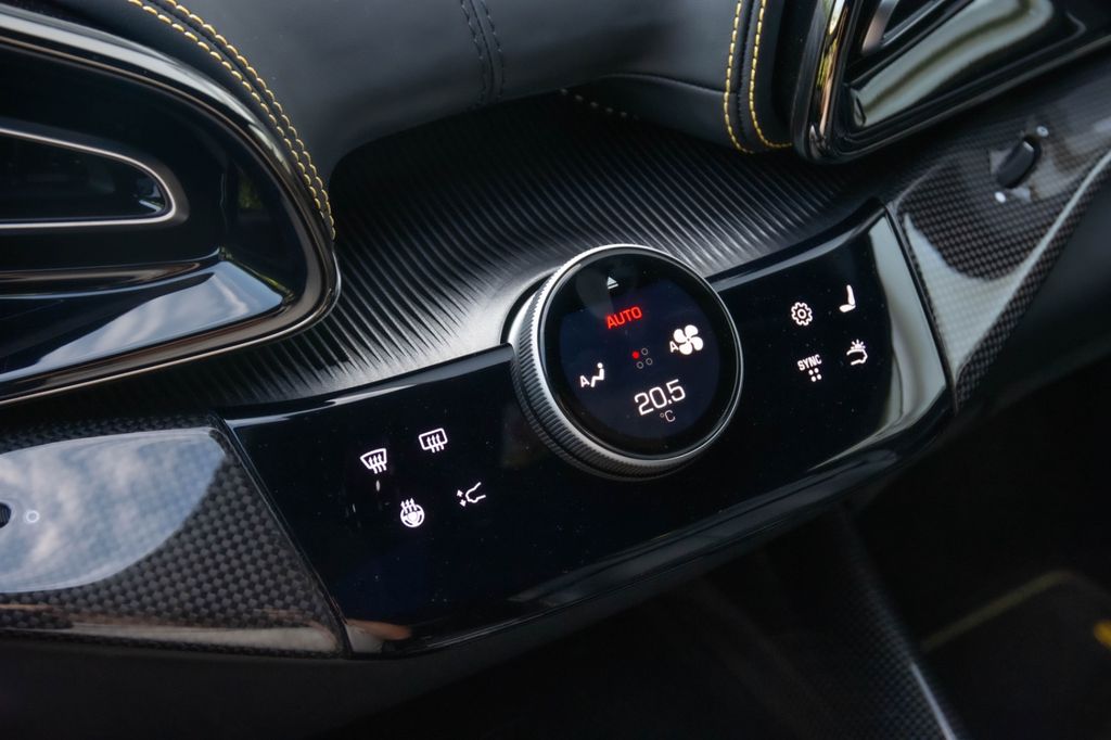 Ferrari Purosangue 2025