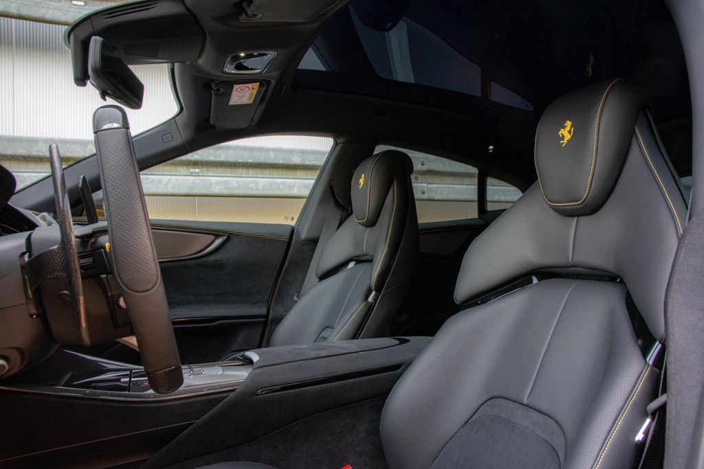 Ferrari Purosangue 2025