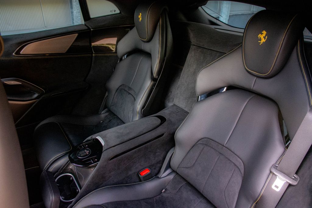 Ferrari Purosangue 2025