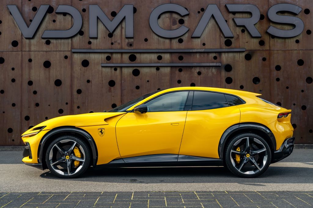 Ferrari Purosangue 2025